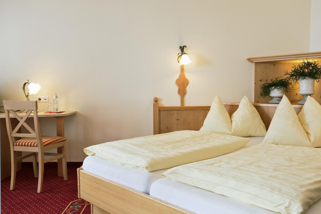 Landhotel Untermuellnergut Dorfgastein Dış mekan fotoğraf